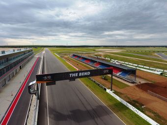 On the Road - Discovering Tailem bend