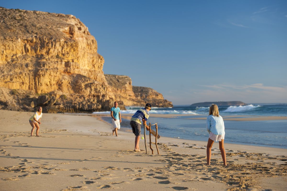 On the Road with Graeme Goodings & Ned McHenry  Discovering COOBOWIE