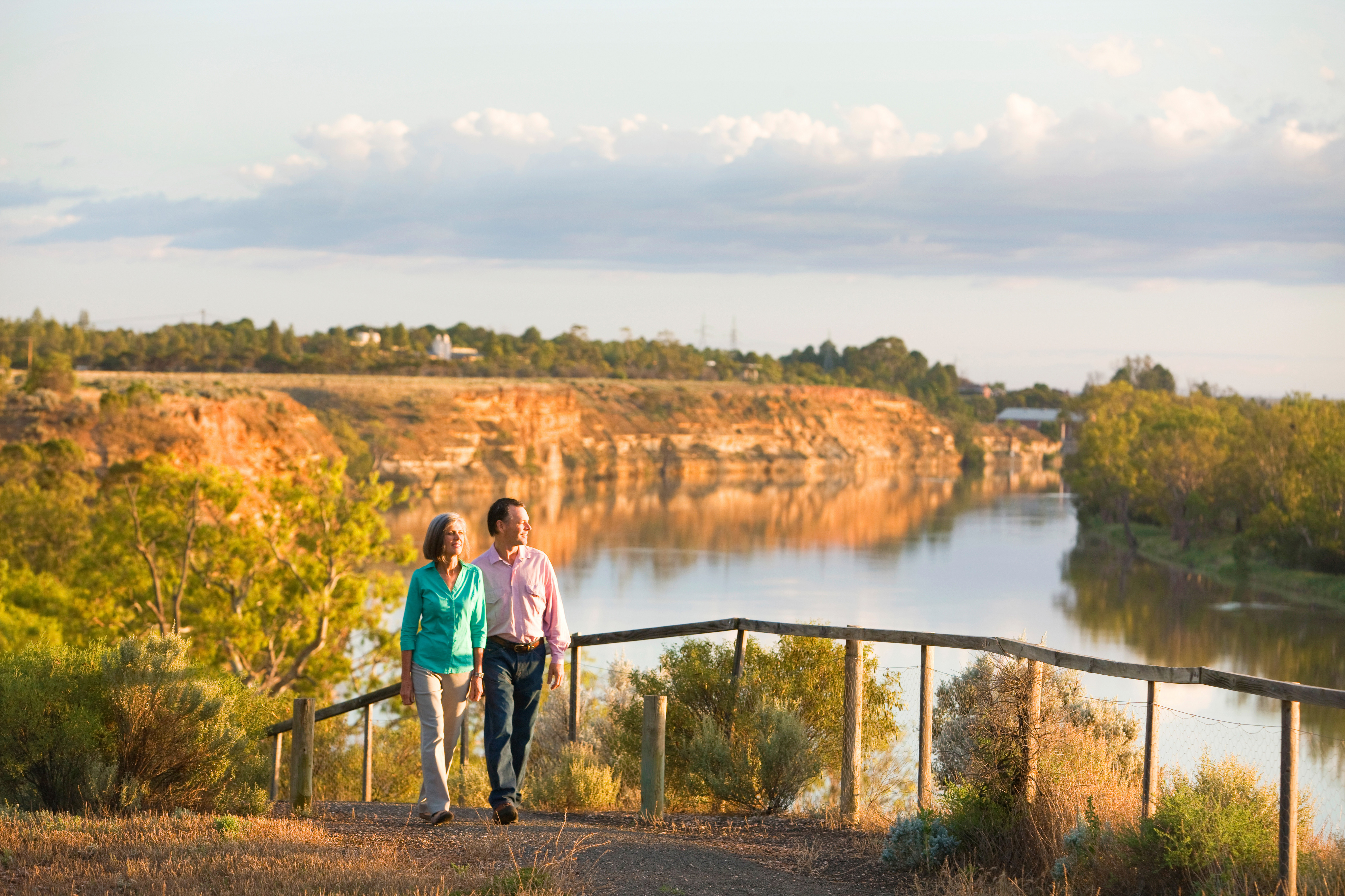 On the Road with Graeme Goodings & Ned McHenry Discovering Renmark