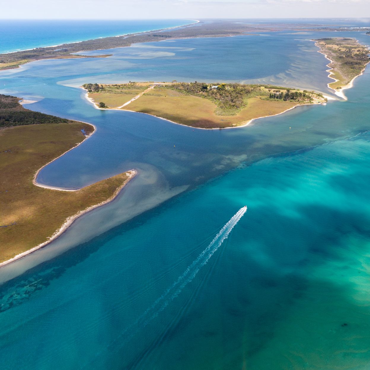 2072_1lakes_entrance.jpg