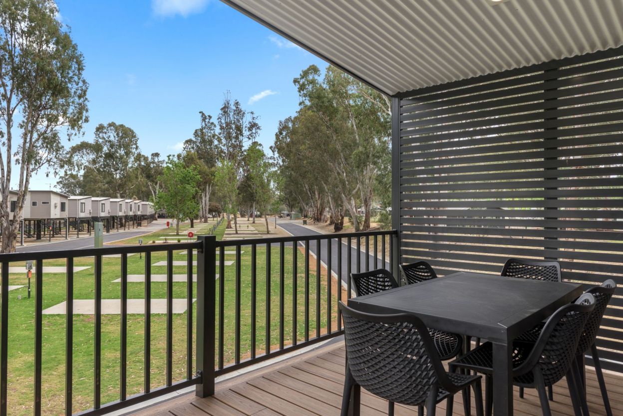 Discovery Parks - Maidens Inn, Moama | Travel Auctions